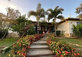 Foto 1 de Casa de Condomínio com 3 Quartos à venda, 244m² em Centro, São Pedro