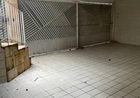 Foto 1 de Sobrado com 3 Quartos para alugar, 350m² em Saúde, São Paulo