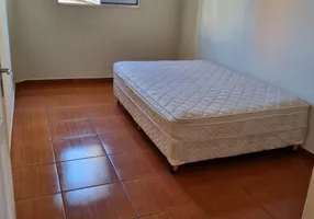 Foto 1 de Casa com 2 Quartos para alugar, 50m² em Vila Paiva, São Paulo