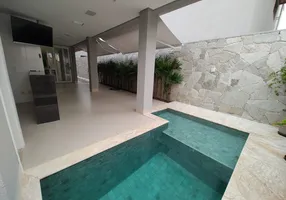 Foto 1 de Casa de Condomínio com 4 Quartos à venda, 250m² em Jardins Verona, Goiânia