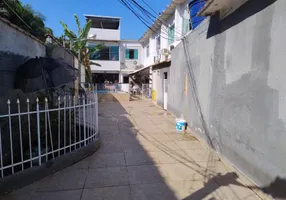 Foto 1 de Casa com 3 Quartos à venda, 250m² em Realengo, Rio de Janeiro