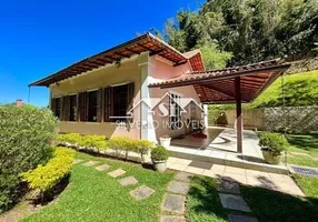 Foto 1 de Casa com 4 Quartos à venda, 202m² em Castelanea, Petrópolis