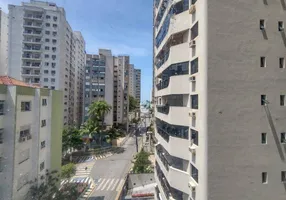 Foto 1 de Apartamento com 3 Quartos para venda ou aluguel, 176m² em Pitangueiras, Guarujá
