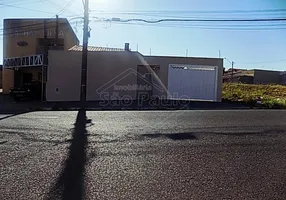 Foto 1 de Casa com 3 Quartos para venda ou aluguel, 198m² em Vila Harmonia, Araraquara