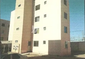 Foto 1 de Apartamento com 3 Quartos à venda, 51m² em Centro, Itatiaiuçu