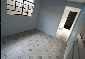 Foto 1 de Casa com 1 Quarto para alugar, 40m² em Rio Pequeno, São Paulo