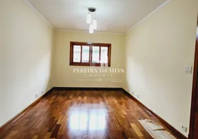 Foto 1 de Sobrado com 3 Quartos para alugar, 230m² em Jardim Iracema, São Paulo