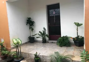 Foto 1 de Casa com 2 Quartos à venda, 200m² em Cardoso Barreiro, Belo Horizonte