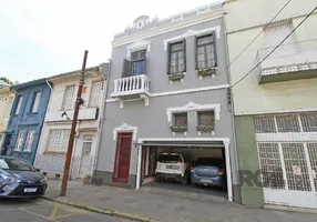 Foto 1 de Casa com 3 Quartos à venda, 222m² em Floresta, Porto Alegre