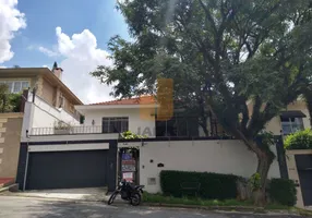 Foto 1 de Casa com 3 Quartos para alugar, 231m² em Pacaembu, São Paulo