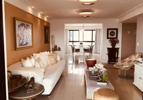 Foto 1 de Apartamento com 4 Quartos à venda, 400m² em Graça, Salvador
