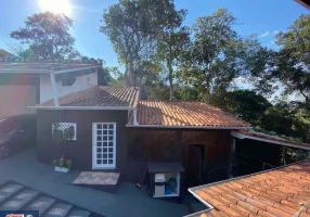 Foto 1 de Fazenda/Sítio com 3 Quartos à venda, 300m² em Chácaras Copaco, Arujá