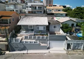 Foto 1 de Casa com 4 Quartos à venda, 204m² em Estreito, Florianópolis