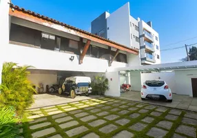 Foto 1 de Sobrado com 5 Quartos à venda, 500m² em Parolin, Curitiba