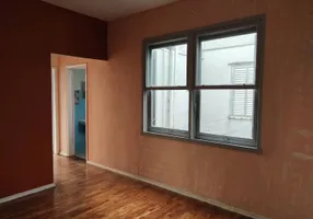 Foto 1 de Apartamento com 2 Quartos à venda, 58m² em Floresta, Porto Alegre