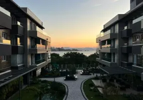 Foto 1 de Apartamento com 2 Quartos para alugar, 107m² em Joao Paulo, Florianópolis