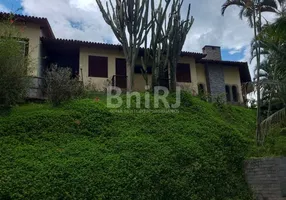 Foto 1 de Casa de Condomínio com 4 Quartos à venda, 487m² em Bonsucesso, Petrópolis