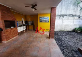 Foto 1 de Casa com 5 Quartos para venda ou aluguel, 300m² em Gonzaga, Santos