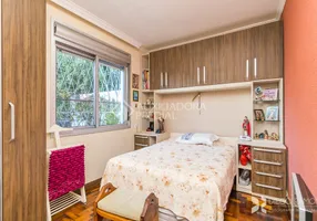 Foto 1 de Apartamento com 3 Quartos à venda, 58m² em São João, Porto Alegre