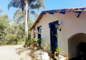 Foto 1 de Fazenda/Sítio com 3 Quartos à venda, 343m² em Caminho do Indio, Embu das Artes