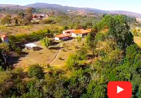 Foto 1 de Fazenda/Sítio com 10 Quartos à venda, 850m² em Zona Rural, Carrancas