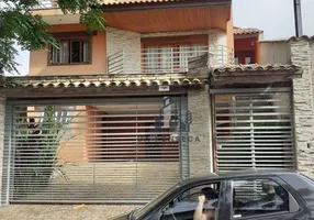 Foto 1 de Sobrado com 3 Quartos para venda ou aluguel, 380m² em City Bussocaba, Osasco