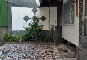 Foto 1 de Casa com 2 Quartos à venda, 170m² em Vila Isabel, Rio de Janeiro
