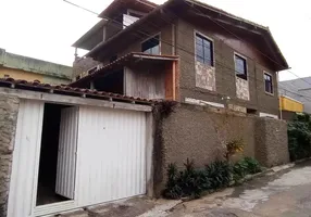 Foto 1 de Casa de Condomínio com 3 Quartos à venda, 130m² em Calabouco, Campos dos Goytacazes