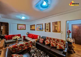 Foto 1 de Apartamento com 3 Quartos à venda, 184m² em Sidil, Divinópolis