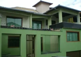 Foto 1 de Casa de Condomínio com 4 Quartos à venda, 400m² em Floresta, Belo Horizonte