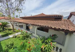 Foto 1 de Casa com 3 Quartos para venda ou aluguel, 229m² em Indaiá, Caraguatatuba