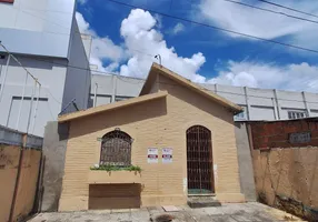 Foto 1 de Casa com 2 Quartos para venda ou aluguel, 70m² em Centro, João Pessoa