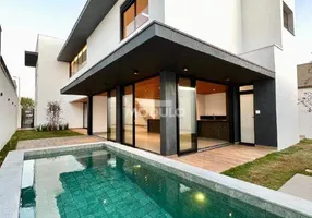 Foto 1 de Casa de Condomínio com 3 Quartos à venda, 260m² em Gávea Sul, Uberlândia