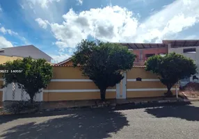 Foto 1 de Casa com 3 Quartos à venda, 230m² em Centro, Cesário Lange