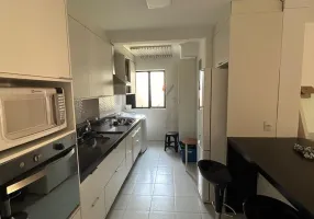 Foto 1 de Apartamento com 3 Quartos para alugar, 50m² em Jardim Íris, São Paulo