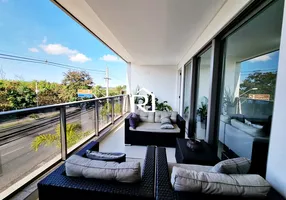 Foto 1 de Apartamento com 4 Quartos à venda, 137m² em Mata da Praia, Vitória