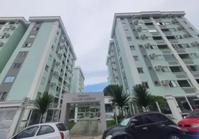 Foto 1 de Apartamento com 3 Quartos para alugar, 90m² em Barreiros, São José