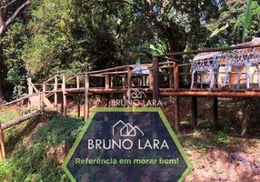 Foto 1 de Fazenda/Sítio com 3 Quartos à venda, 140m² em Pousada das Rosas, São Joaquim de Bicas