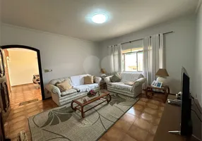 Foto 1 de Casa com 3 Quartos à venda, 240m² em Vila Camargo, Bauru