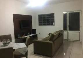 Foto 1 de Sobrado com 3 Quartos à venda, 190m² em Vila Liviero, São Paulo
