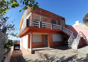 Foto 1 de Sobrado com 3 Quartos para alugar, 115m² em Santo Antônio, Porto Alegre