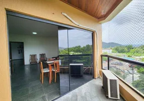 Foto 1 de Apartamento com 3 Quartos para venda ou aluguel, 90m² em Enseada, Guarujá