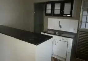 Foto 1 de Casa com 2 Quartos à venda, 55m² em Pirajá, Salvador