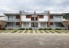 Foto 1 de Apartamento com 3 Quartos para alugar, 100m² em Morrinhos, Garopaba