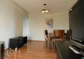 Foto 1 de Apartamento com 2 Quartos à venda, 65m² em Itaim Bibi, São Paulo