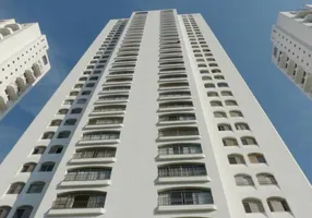 Foto 1 de Apartamento com 4 Quartos à venda, 205m² em Real Parque, São Paulo