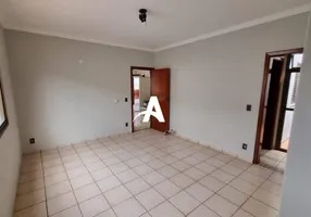 Foto 1 de Casa com 3 Quartos à venda, 206m² em Vigilato Pereira, Uberlândia