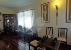 Foto 1 de Casa com 4 Quartos à venda, 600m² em Alto da Lapa, São Paulo