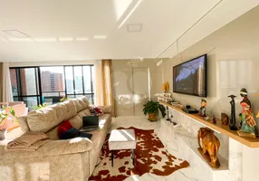 Foto 1 de Apartamento com 3 Quartos à venda, 158m² em Centro, Cascavel