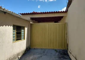 Foto 1 de Casa com 2 Quartos para alugar, 89m² em Residencial Barravento, Goiânia